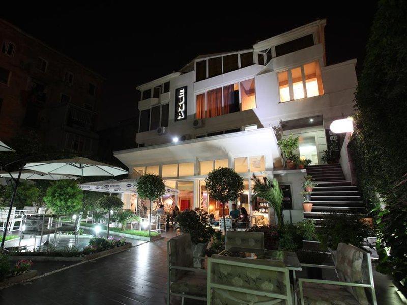 Hotel Eagle Тирана Экстерьер фото